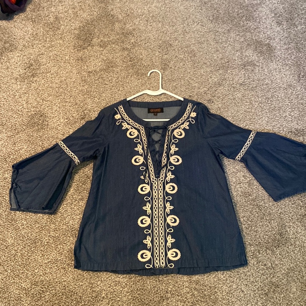 Jean top with tie and stitching detail